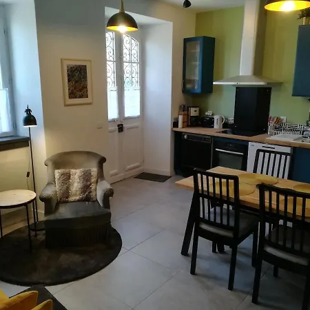 Hébergement de vacances Maison De Village