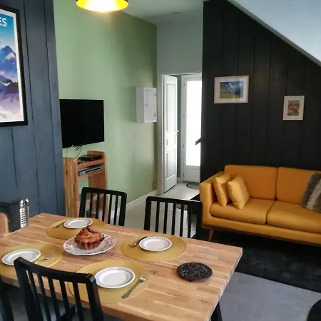 Maison De Village * 康庞